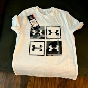 Boys shirt, New with tags. Son just took them off before he tried it on.